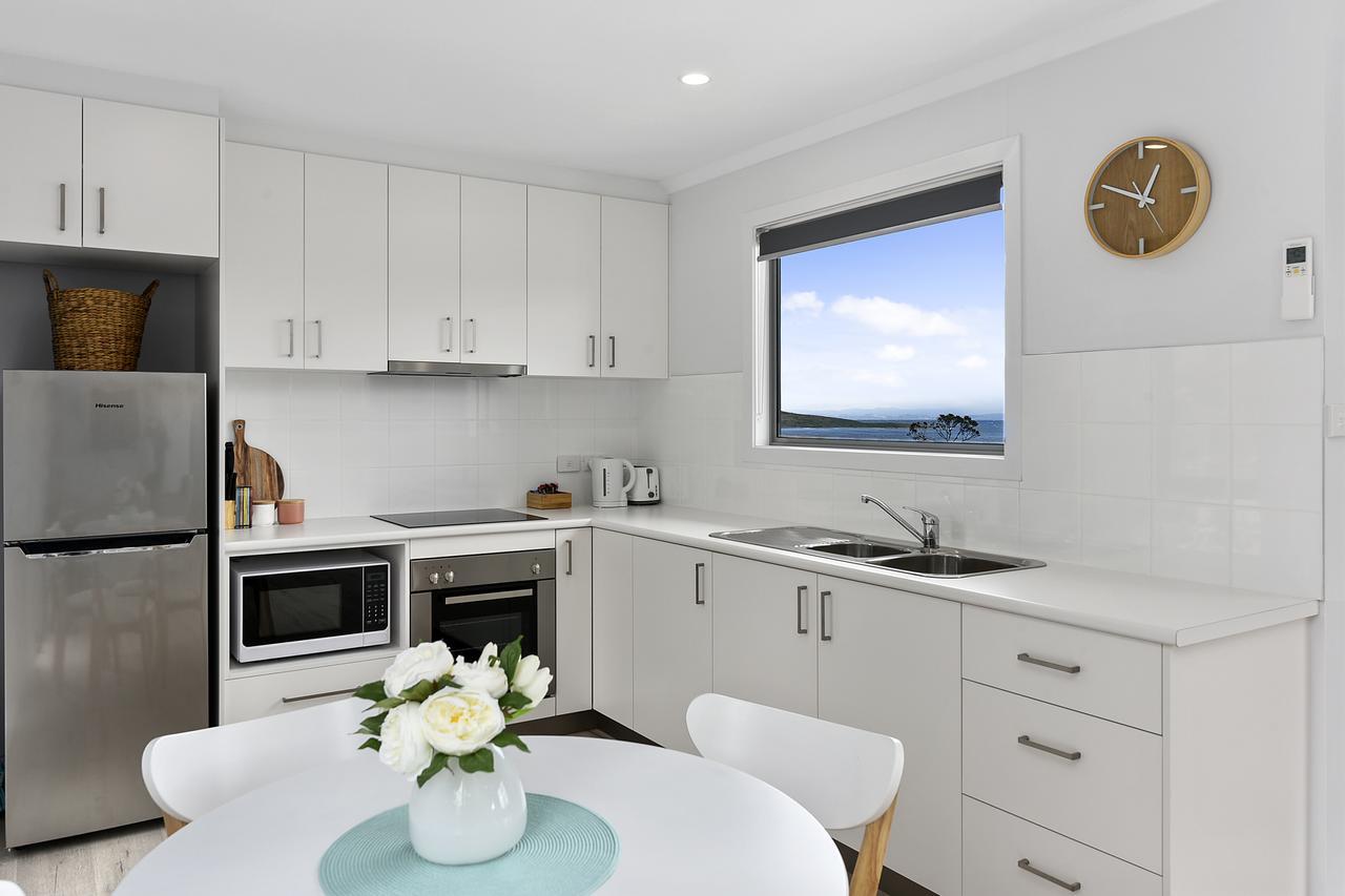 Chill Tasmania Villa White Beach Exterior photo